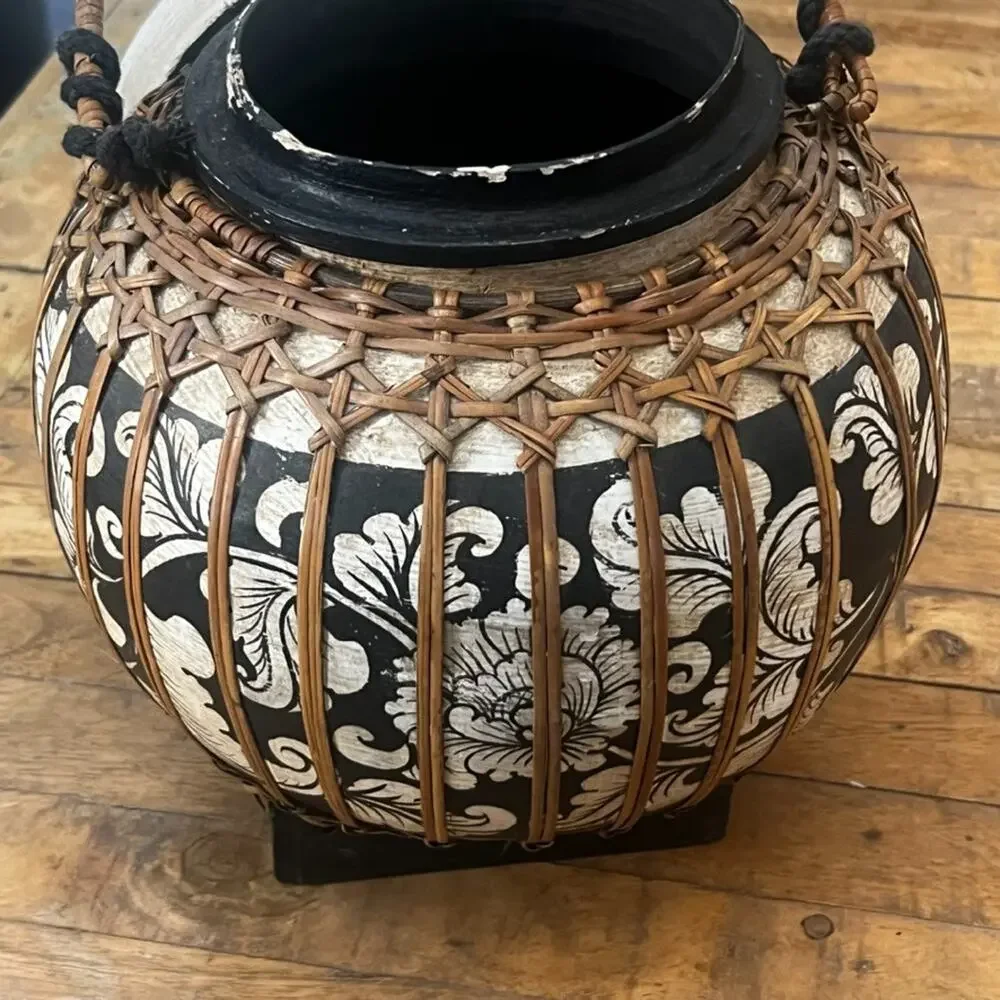 Vintage Thai Lidded Rice Basket With Handle 11.5